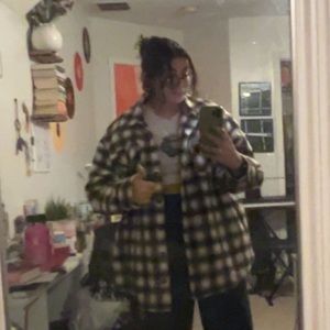 Meet your Posher, Kayla